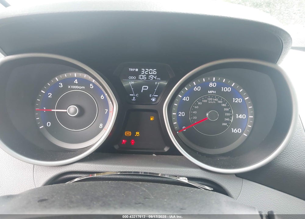 2013 HYUNDAI ELANTRA VIN: KMHDH4AE1DU559210