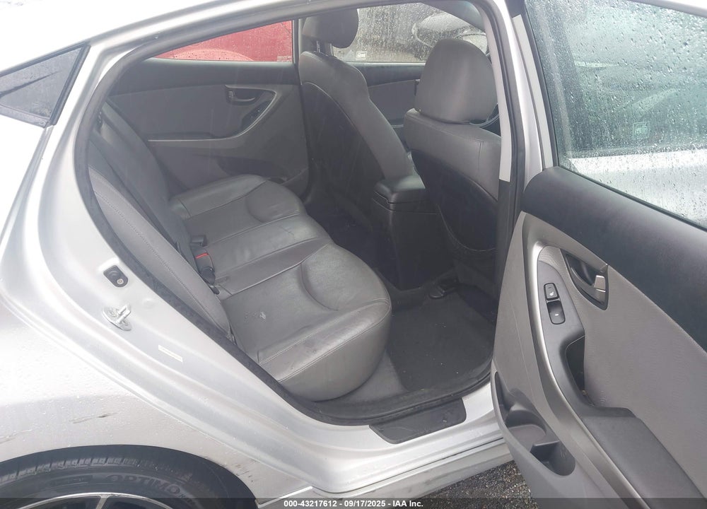 2013 HYUNDAI ELANTRA VIN: KMHDH4AE1DU559210