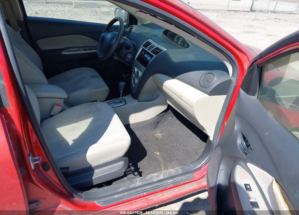 2008 TOYOTA YARIS VIN: JTDBT903981278674
