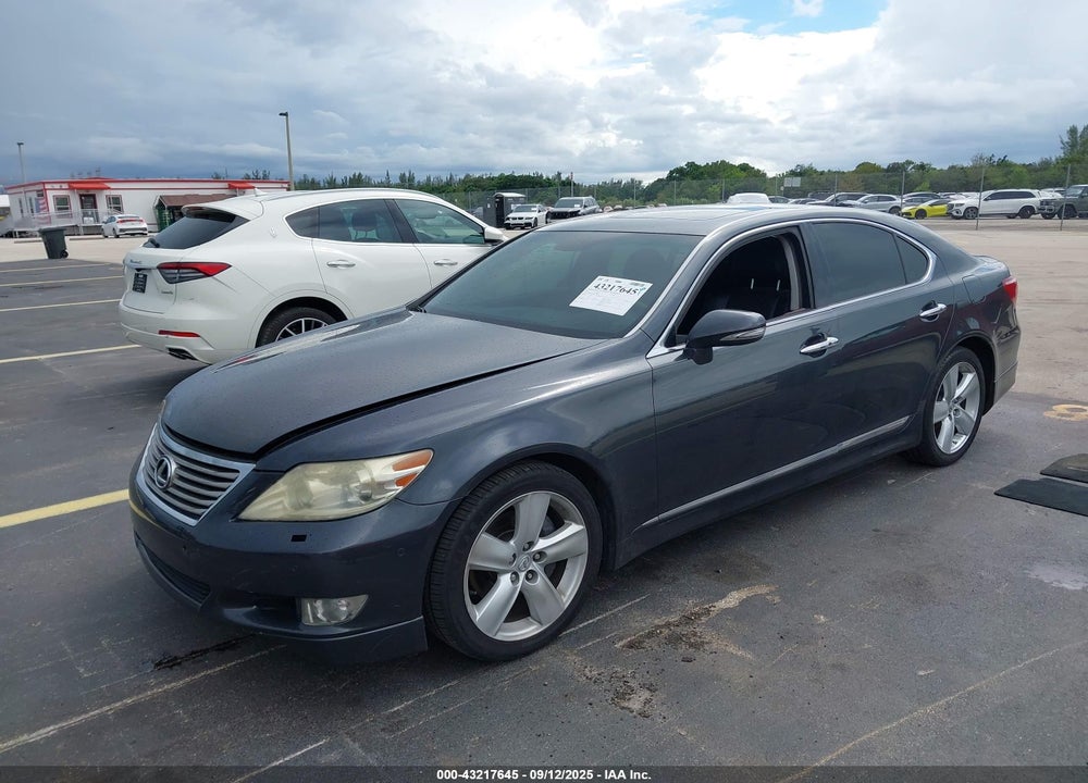 2011 LEXUS LS 460 VIN: JTHBL5EF4B5107647