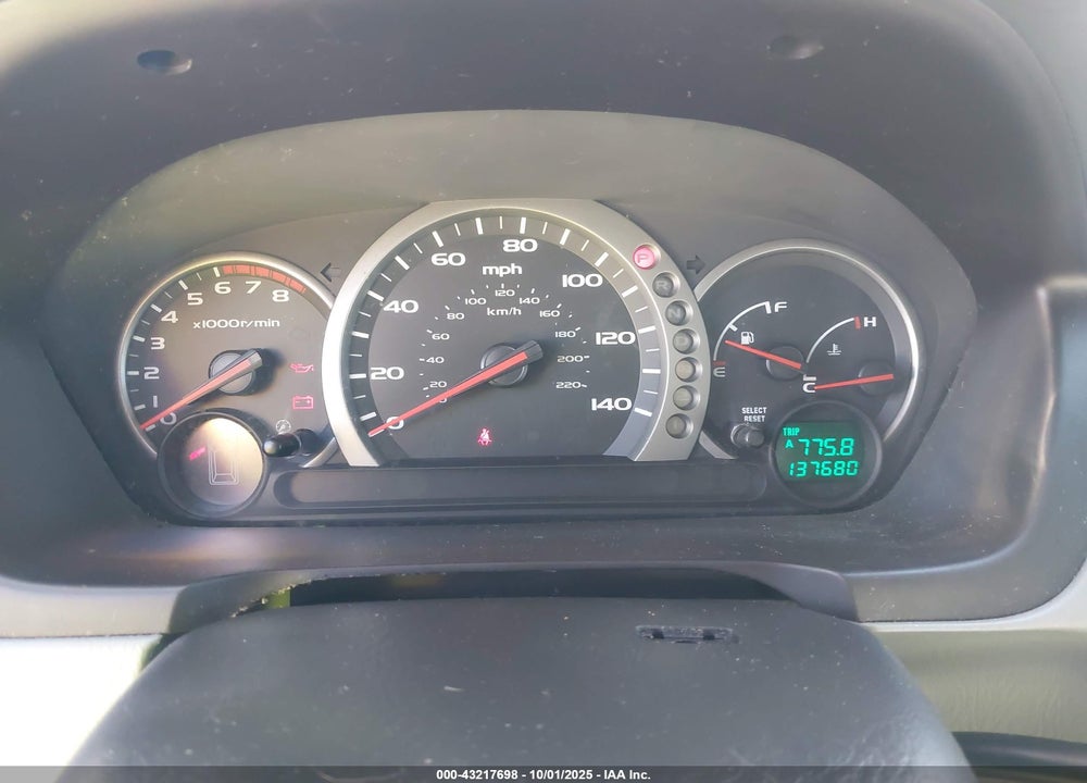 2004 HONDA PILOT LX VIN: 2HKYF18104H505212