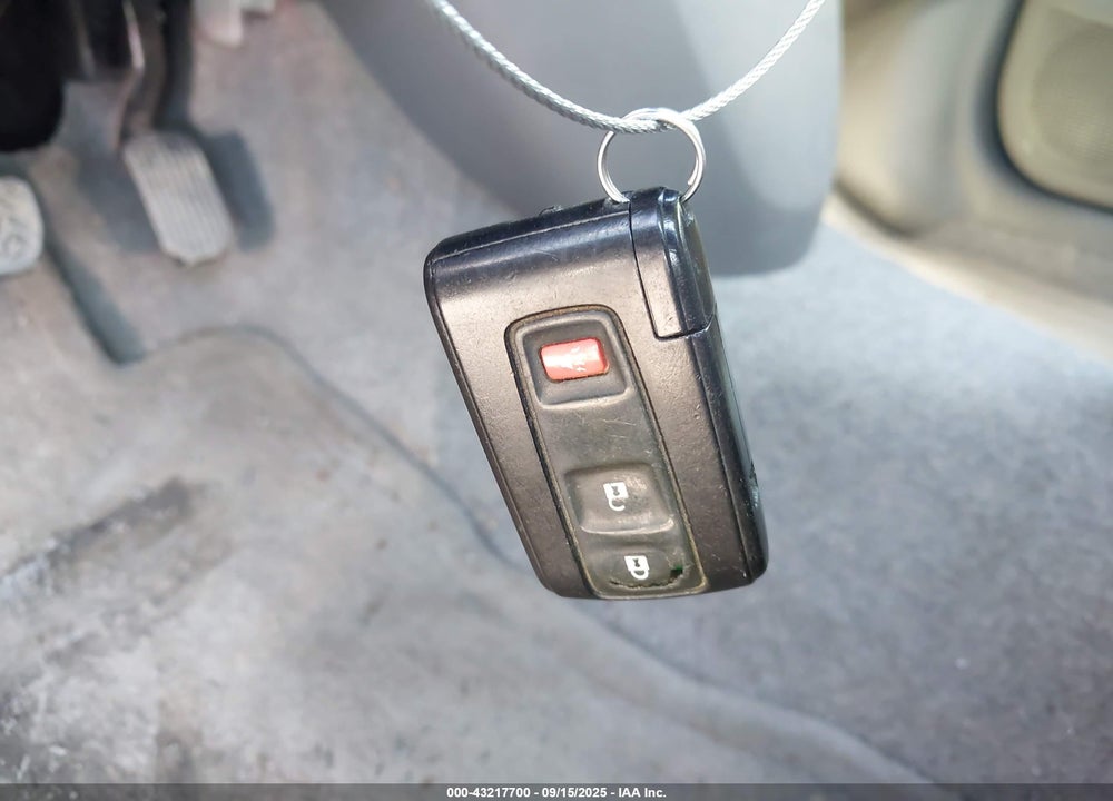 2008 TOYOTA PRIUS VIN: JTDKB20U083379559