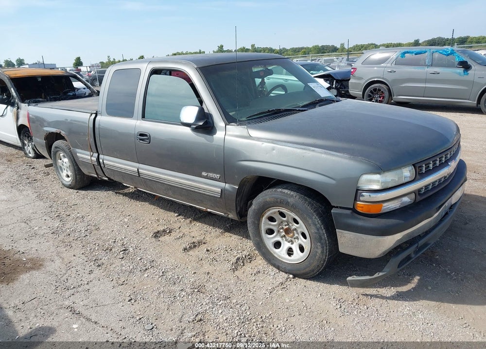 1999 CHEVROLET SILVERADO 1500 LS VIN: 2GCEC19T2X1183707