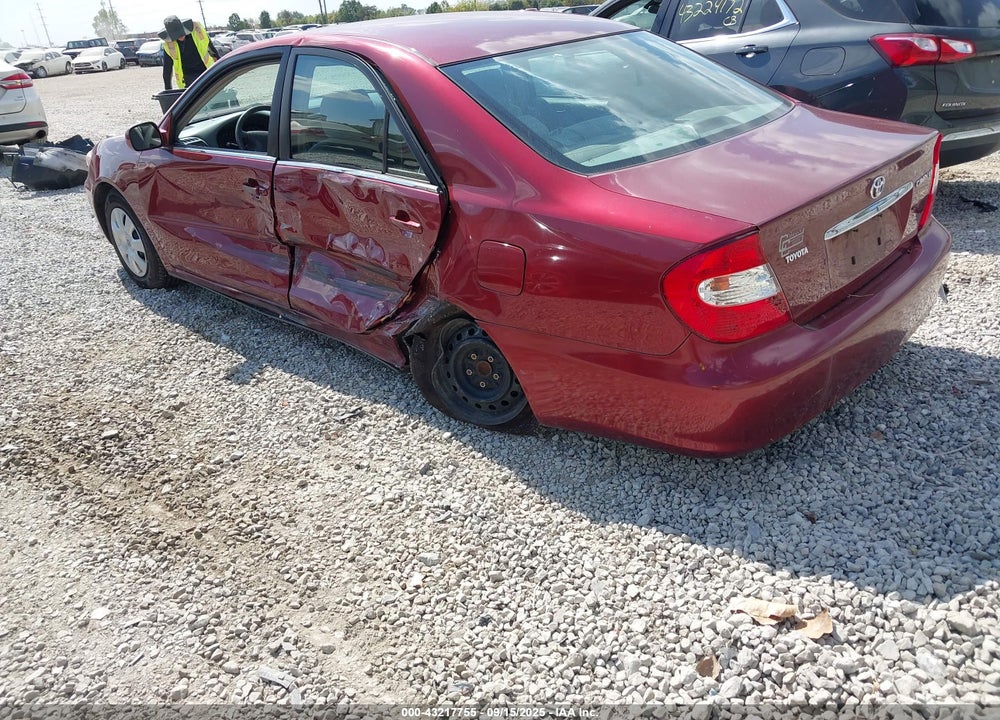 2002 TOYOTA CAMRY LE VIN: 4T1BE32KX2U041723