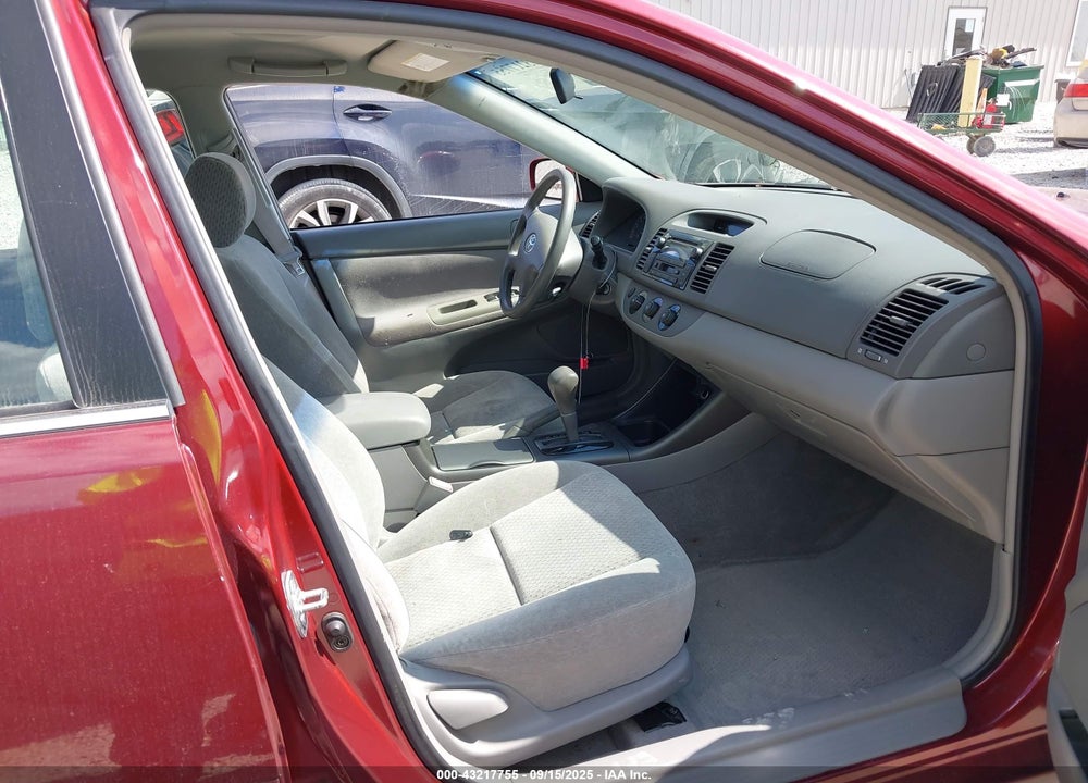2002 TOYOTA CAMRY LE VIN: 4T1BE32KX2U041723