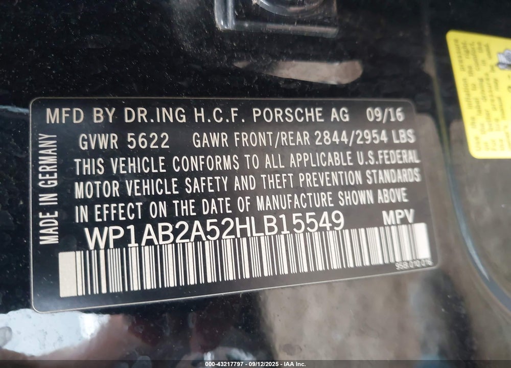 2017 PORSCHE MACAN S VIN: WP1AB2A52HLB15549