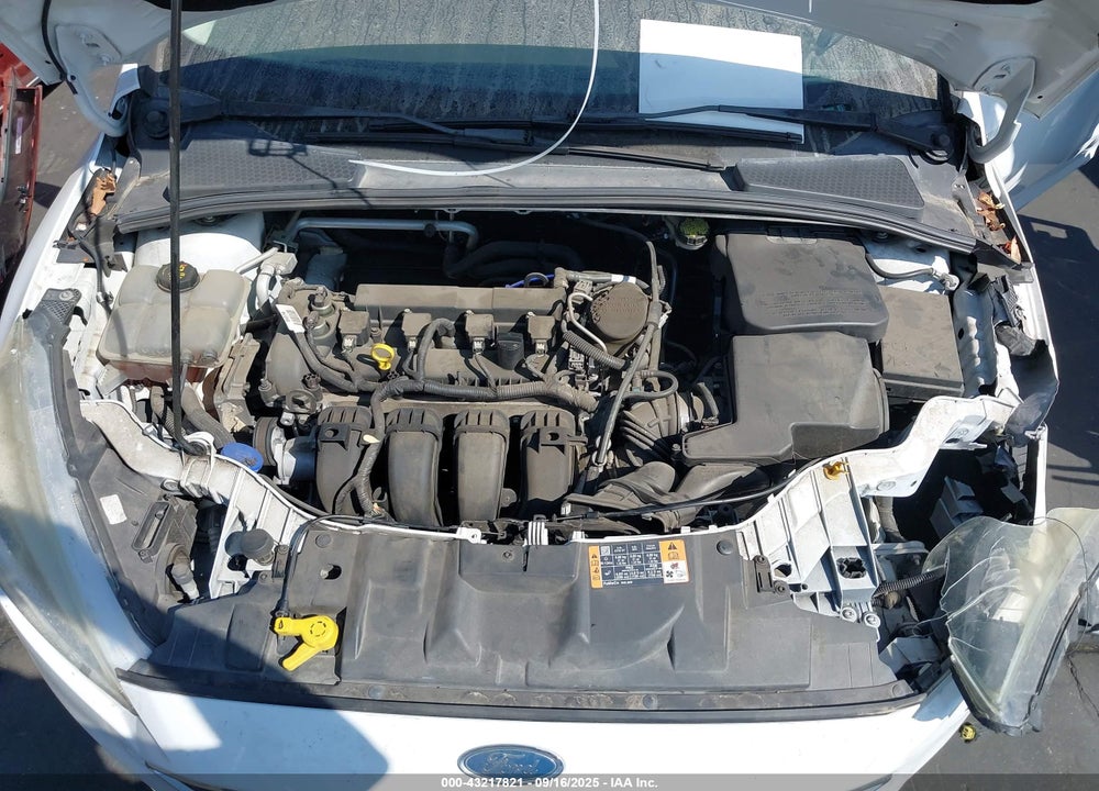 2015 FORD FOCUS SE VIN: 1FADP3F27FL369846