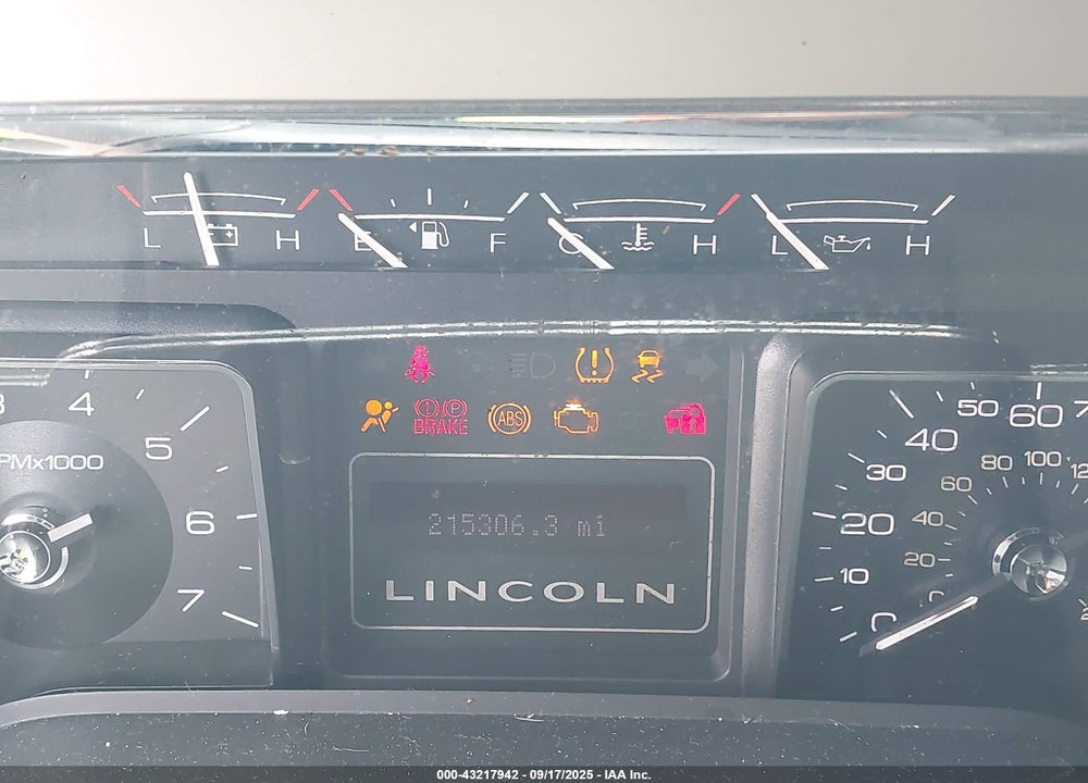 2009 LINCOLN NAVIGATOR VIN: 5LMFU28559EJ02011