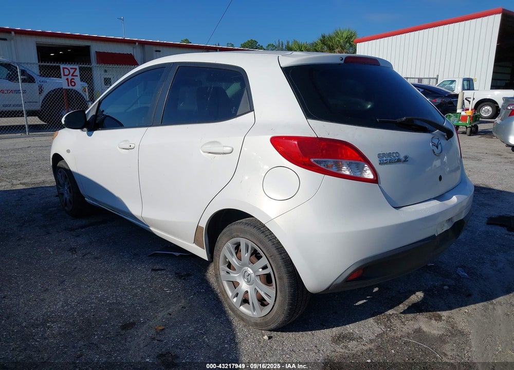 2011 MAZDA 2 VIN: JM1DE1HY4B0103766