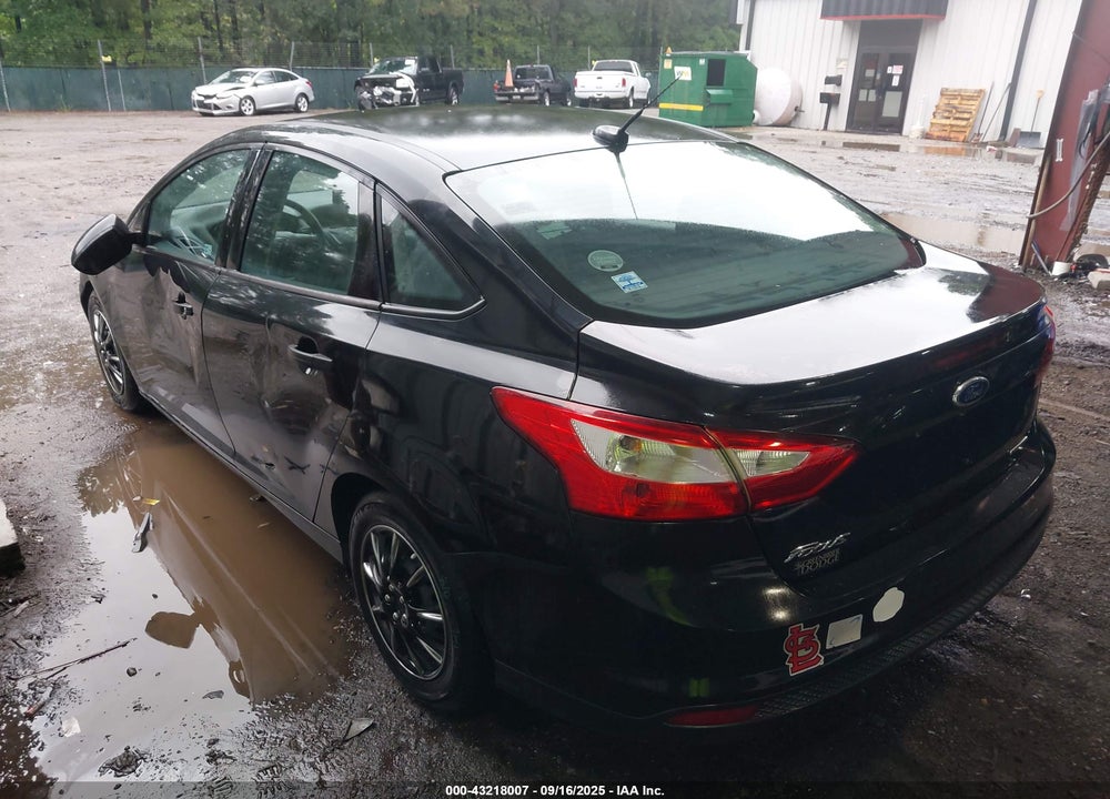2013 FORD FOCUS VIN: 1FADP3E2XDL275538