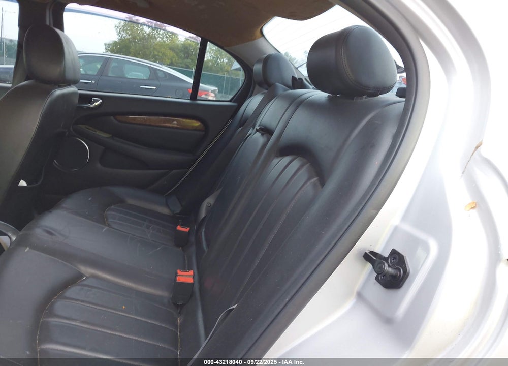 2004 JAGUAR X-TYPE 3.0 VIN: SAJEA51C84WD94511