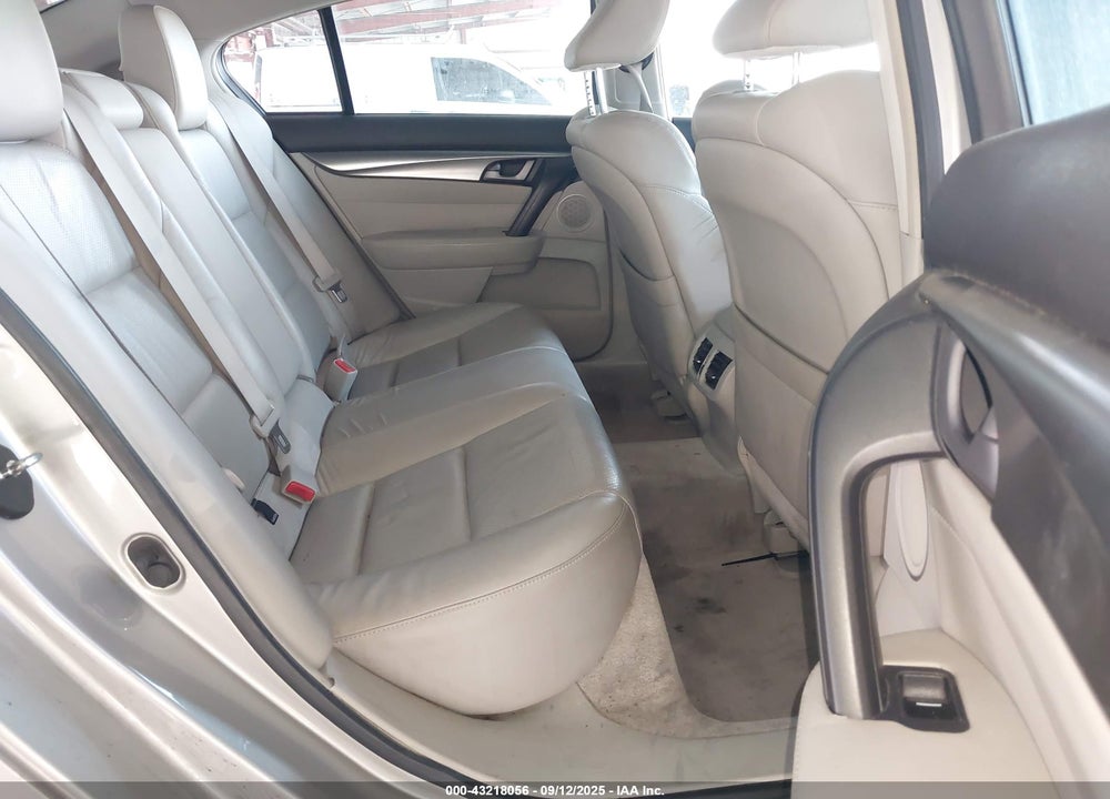 2010 ACURA TL VIN: 19UUA8F56AA026292