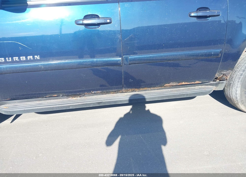 2007 CHEVROLET SUBURBAN 1500 LT VIN: 3GNFK16397G111607