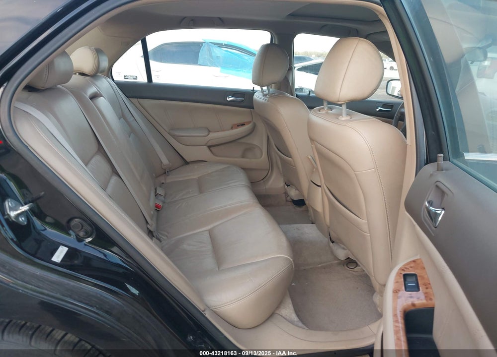 2004 HONDA ACCORD 3.0 EX VIN: 1HGCM66534A025418