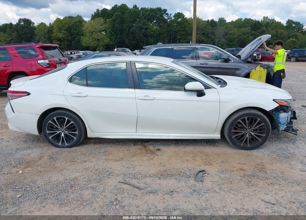 2018 TOYOTA CAMRY SE VIN: JTNB11HK3J3026959