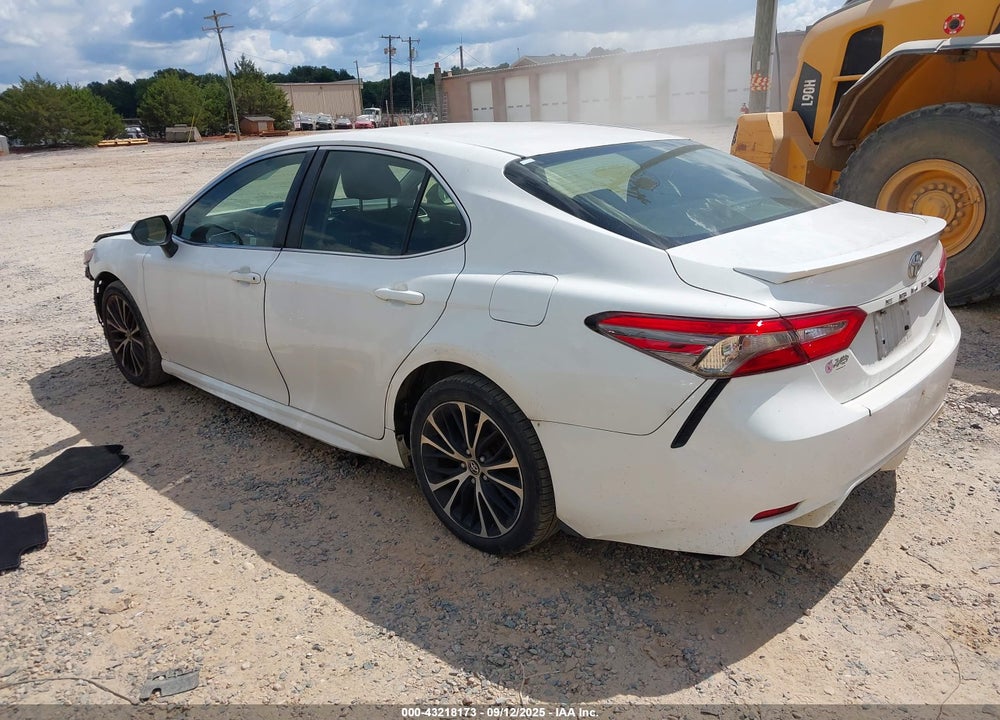 2018 TOYOTA CAMRY SE VIN: JTNB11HK3J3026959
