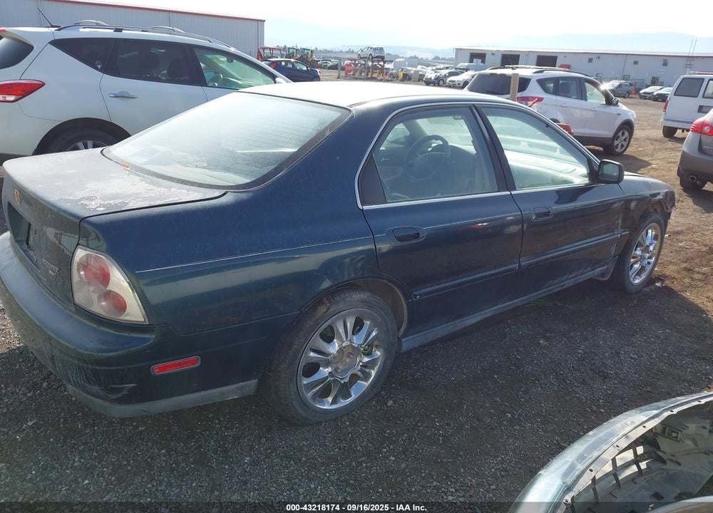 1994 HONDA ACCORD EX VIN: 1HGCD5568RA133139
