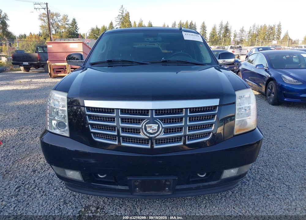 2008 CADILLAC ESCALADE VIN: 1GYFK63828R157605