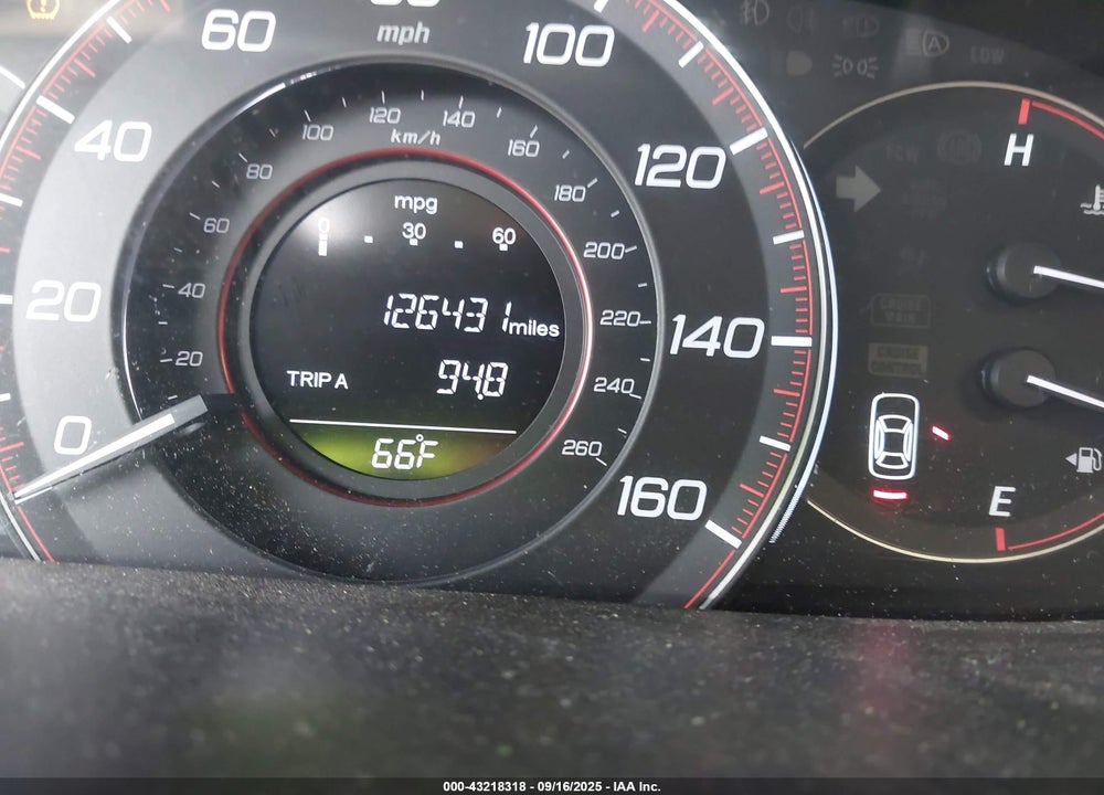 2013 HONDA ACCORD VIN: 1HGCT1A72DA007944