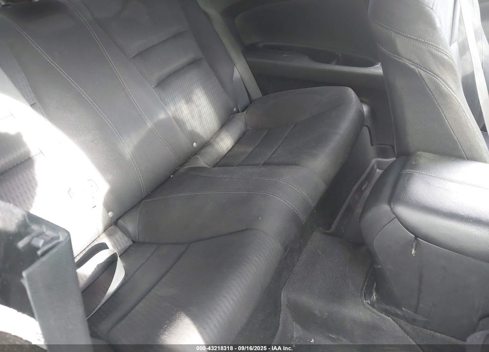 2013 HONDA ACCORD VIN: 1HGCT1A72DA007944