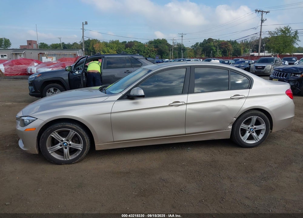 2014 BMW 3 SERIES VIN: WBA3C3G52ENS67798