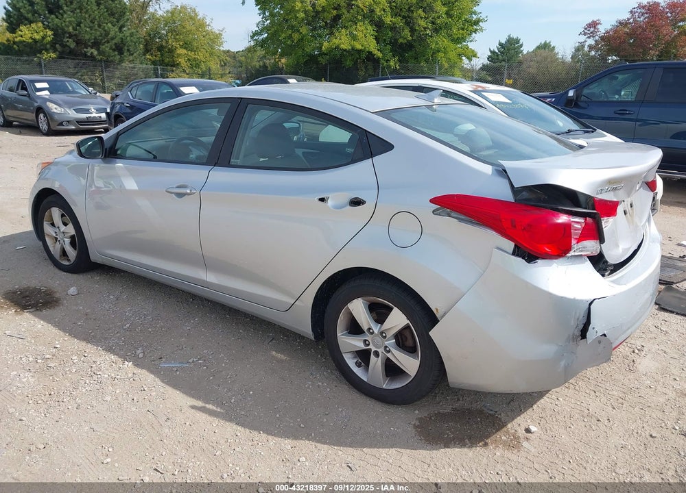 2013 HYUNDAI ELANTRA VIN: 5NPDH4AE9DH164495