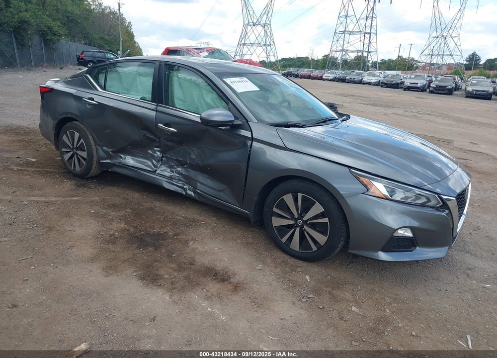 2021 NISSAN ALTIMA SV FWD VIN: 1N4BL4DV3MN416555