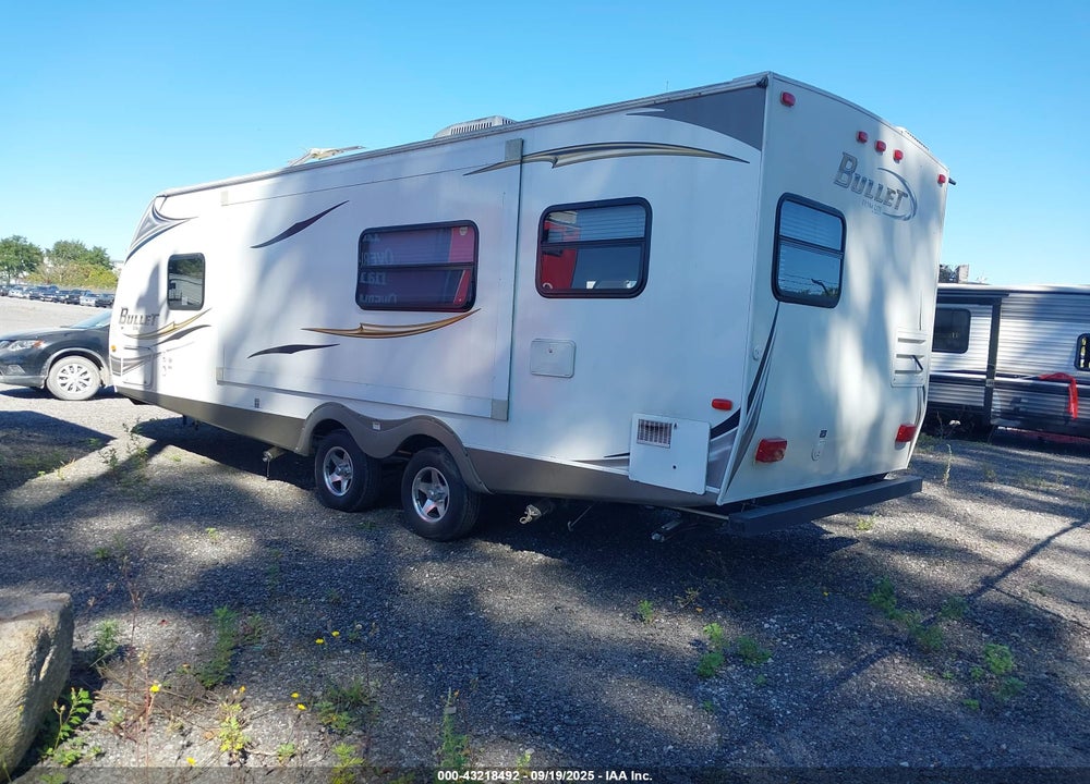 2012 KEYSTONE BULLET VIN: 4YDT24820CD421053