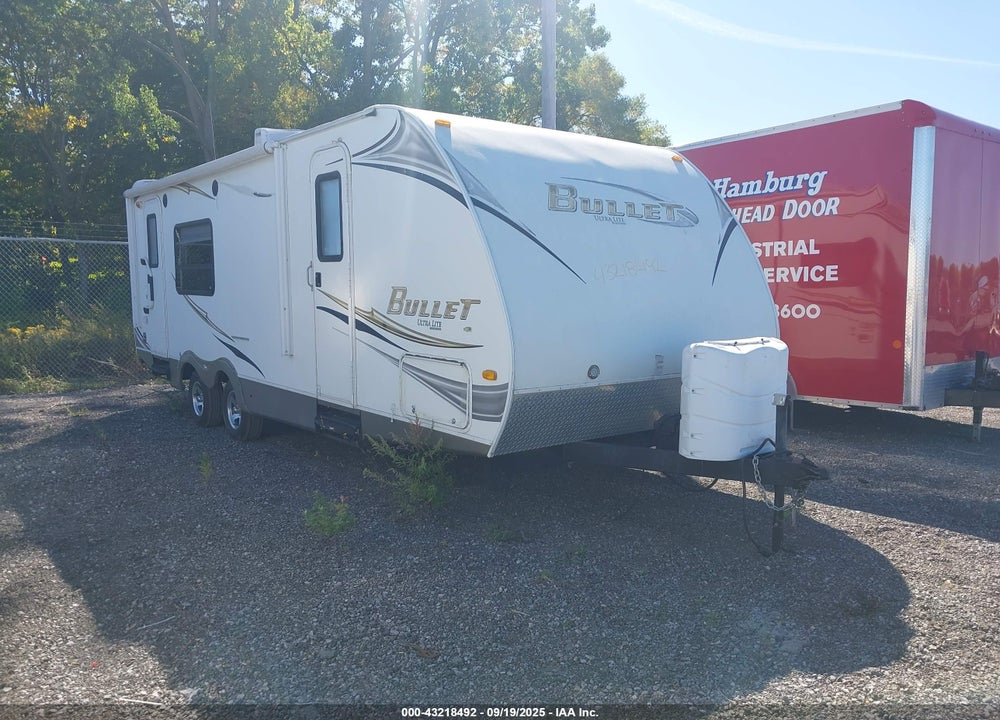 2012 KEYSTONE BULLET VIN: 4YDT24820CD421053