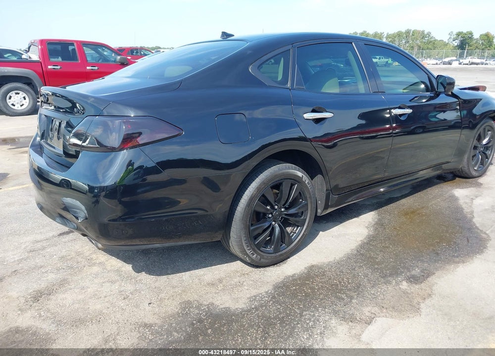 2011 INFINITI M56 VIN: JN1AY1AP0BM520924