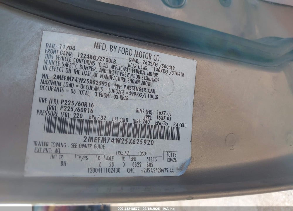 2005 MERCURY GRAND MARQUIS VIN: 2MEFM74W25X625920