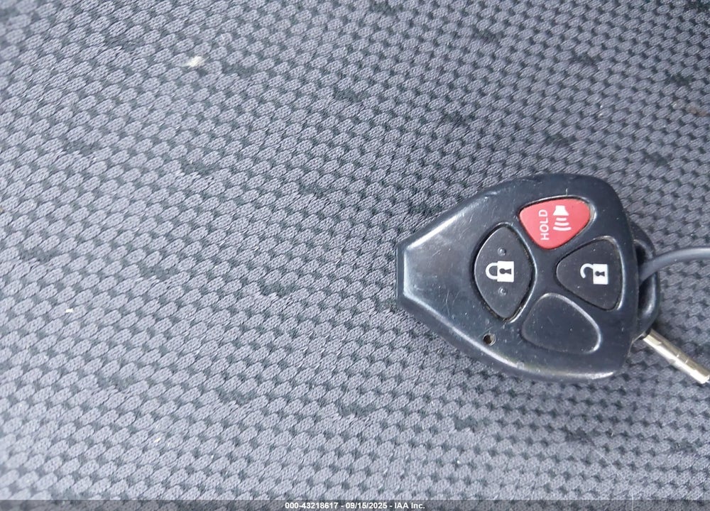 2009 TOYOTA YARIS VIN: JTDJT903795241502