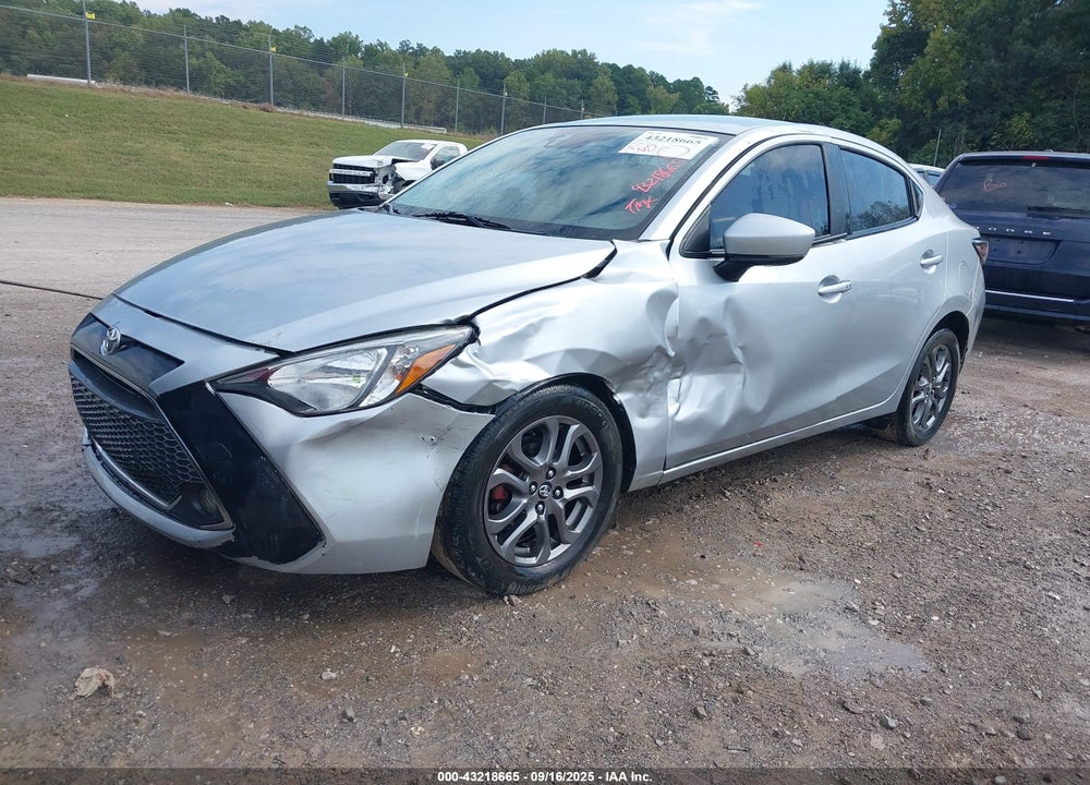 2019 TOYOTA YARIS VIN: 3MYDLBYV1KY523266