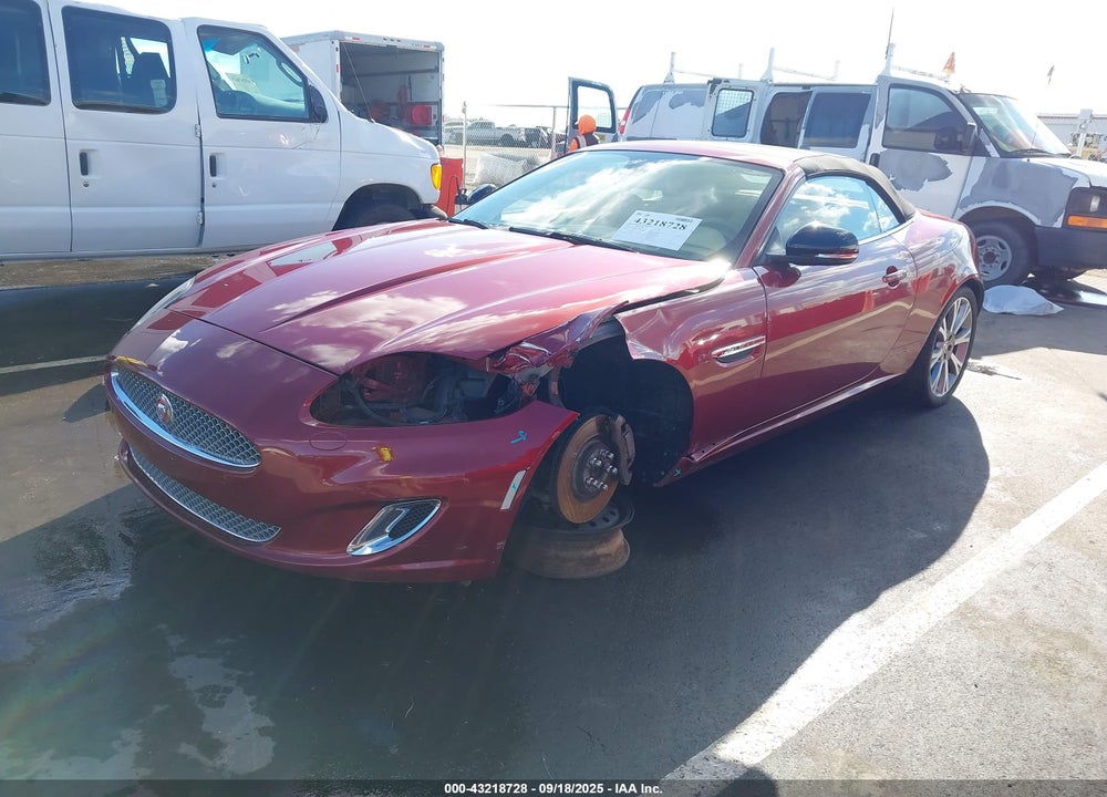 2014 JAGUAR XK SERIES VIN: SAJWA4GB1ELB54538