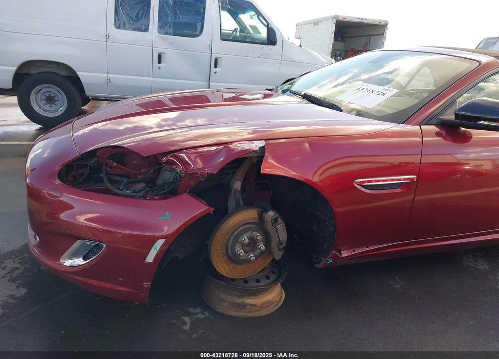 2014 JAGUAR XK SERIES VIN: SAJWA4GB1ELB54538