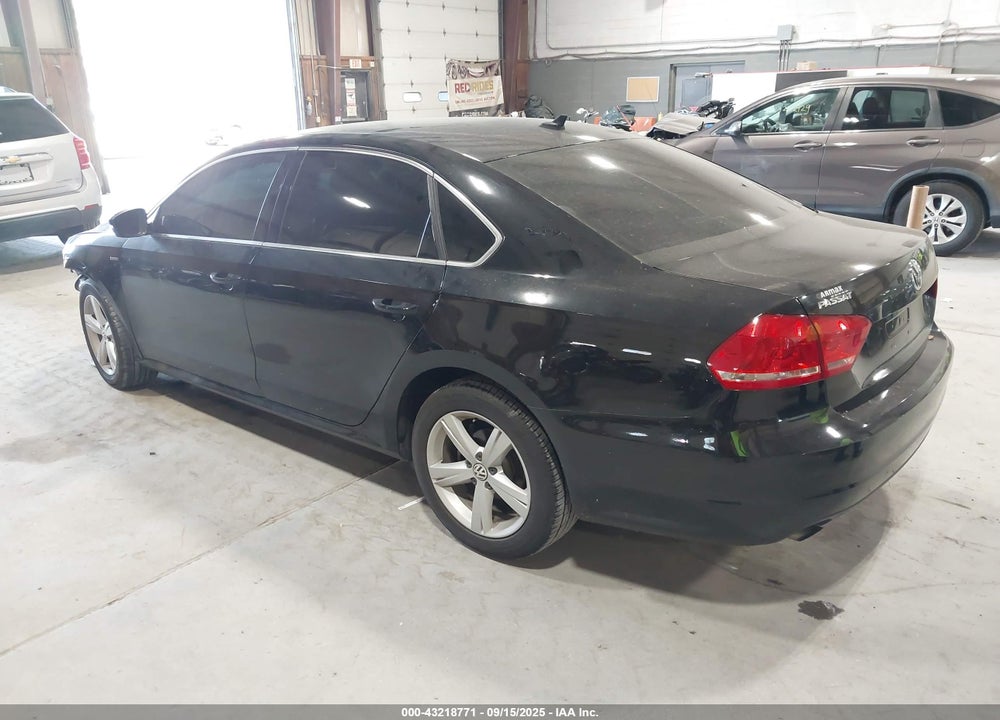 2015 VOLKSWAGEN PASSAT 1.8T LIMITED EDITION VIN: 1VWAT7A38FC111624
