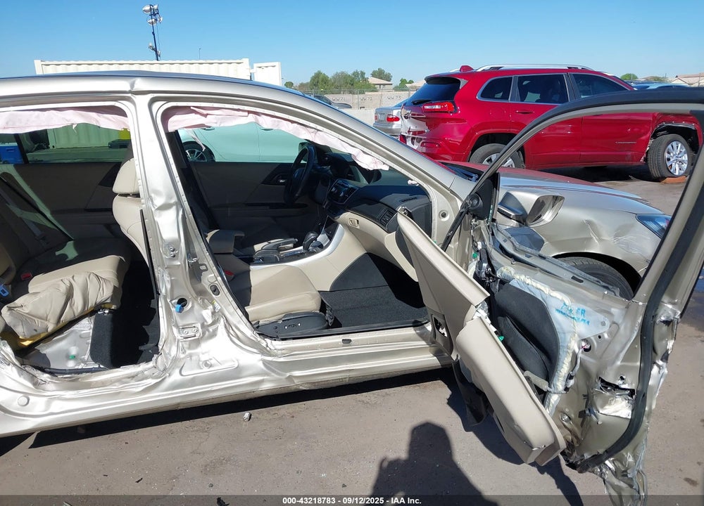 2013 HONDA ACCORD VIN: 1HGCR2F87DA182342