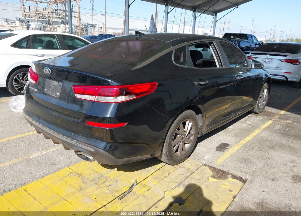 2019 KIA OPTIMA LX VIN: 5XXGT4L34KG320670