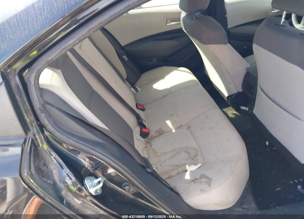 2021 TOYOTA COROLLA LE VIN: JTDEPMAE3MJ145259