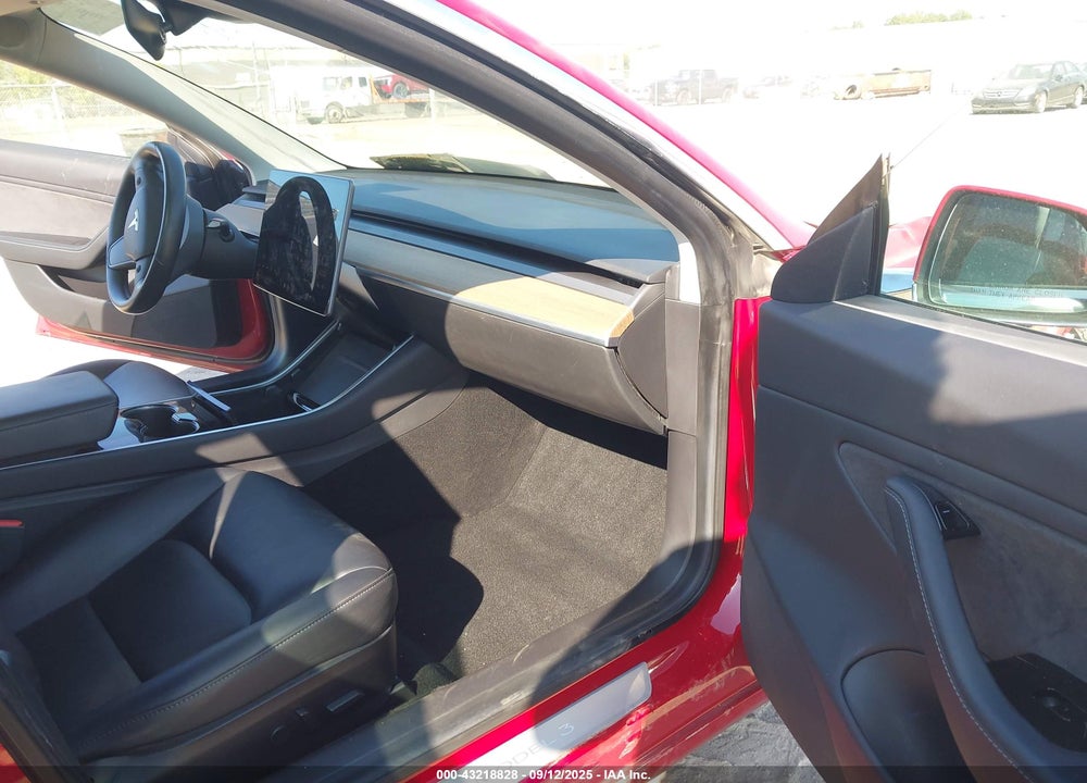 2019 TESLA MODEL 3 LONG RANGE/PERFORMANCE VIN: 5YJ3E1EB8KF387030