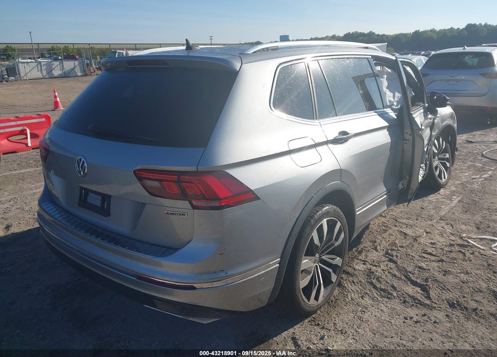 2019 VOLKSWAGEN TIGUAN 2.0T SEL PREMIUM/2.0T SEL PREMIUM R-LINE VIN: 3VV4B7AX6KM102565