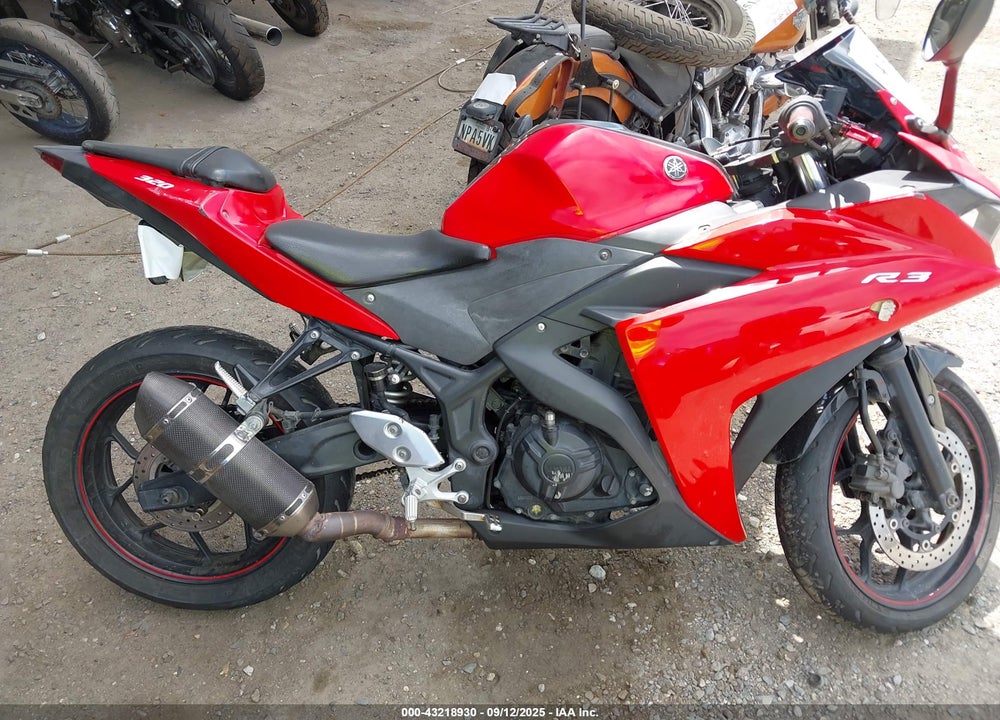 2015 YAMAHA YZFR3 VIN: MH3RH06Y6FK008468