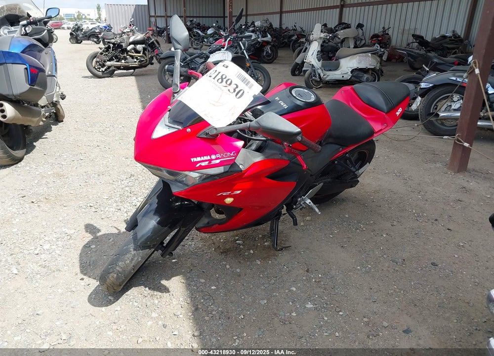 2015 YAMAHA YZFR3 VIN: MH3RH06Y6FK008468