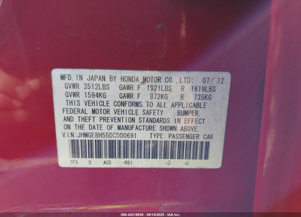 2013 HONDA FIT VIN: JHMGE8H55DC000691