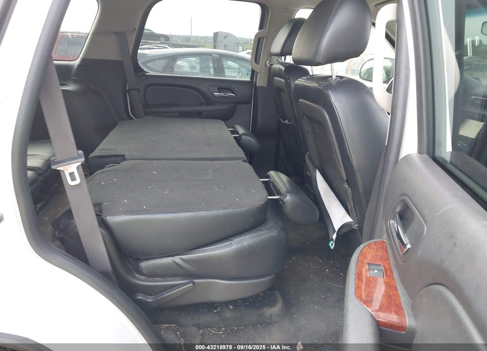 2009 CHEVROLET TAHOE VIN: 1GNFK23089R233913