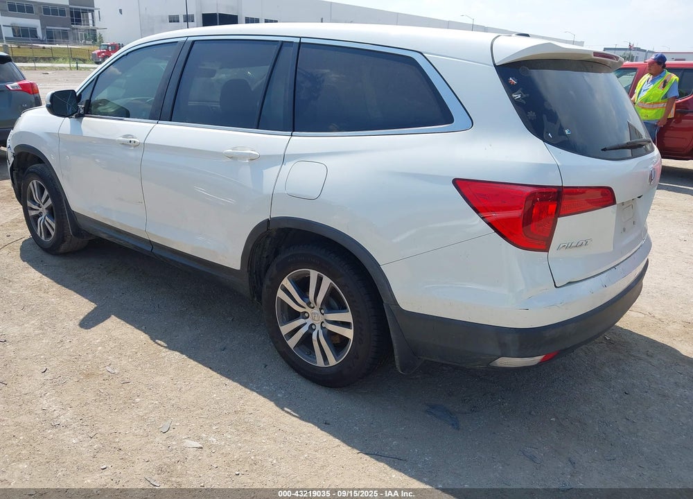 2017 HONDA PILOT EX VIN: 5FNYF5H38HB035329