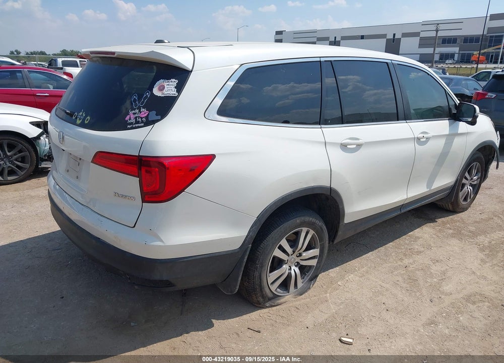 2017 HONDA PILOT EX VIN: 5FNYF5H38HB035329