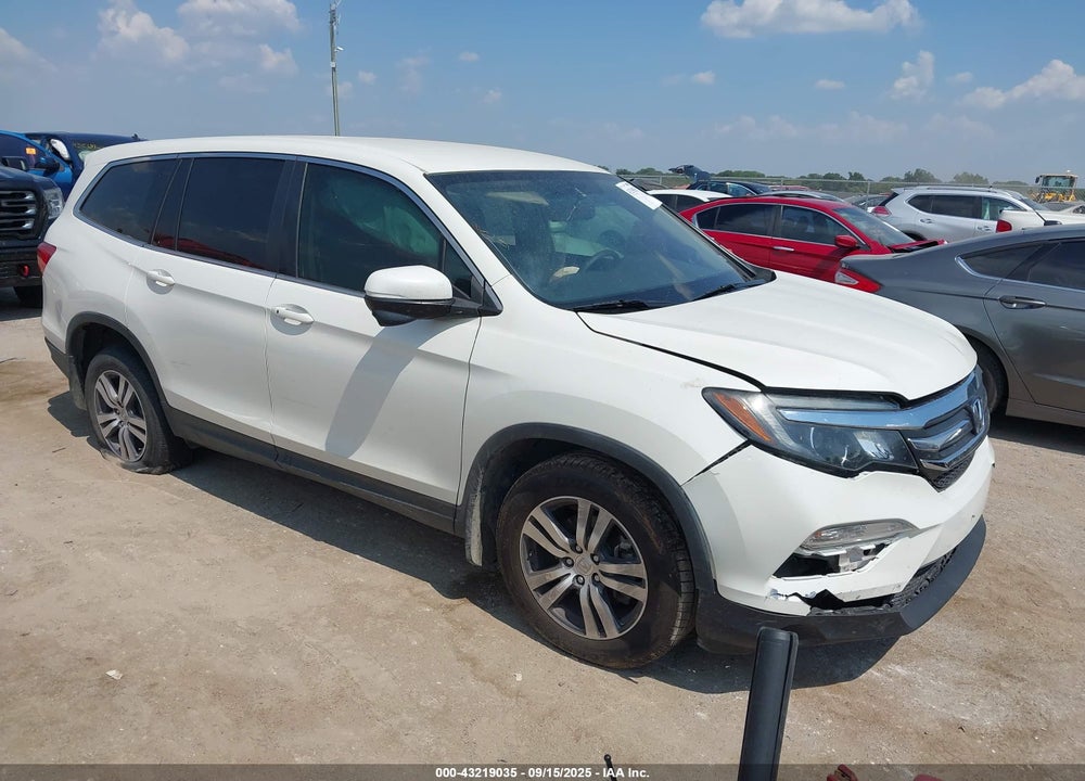 2017 HONDA PILOT EX VIN: 5FNYF5H38HB035329