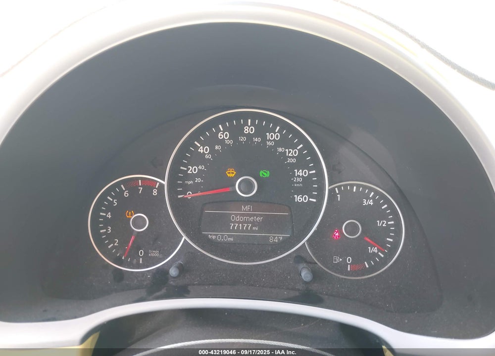 2012 VOLKSWAGEN BEETLE VIN: 3VWJX7AT5CM652516