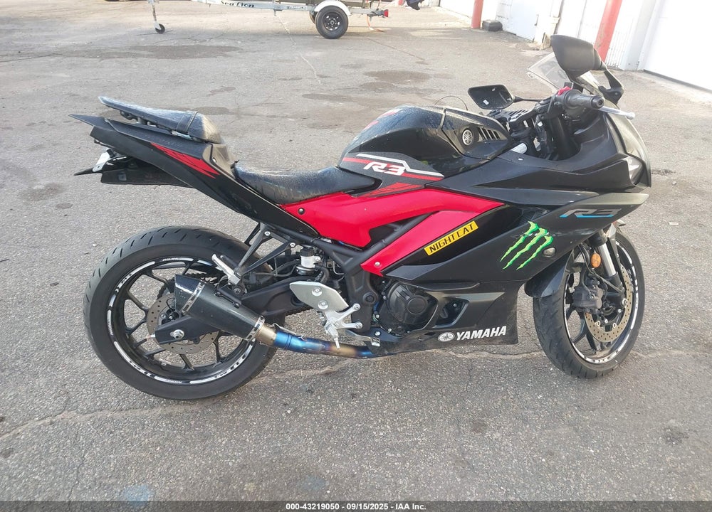 2023 YAMAHA YZFR3 A VIN: MH3RH18Y2PK012859